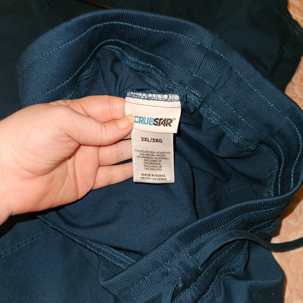 3x dark blue scrub set